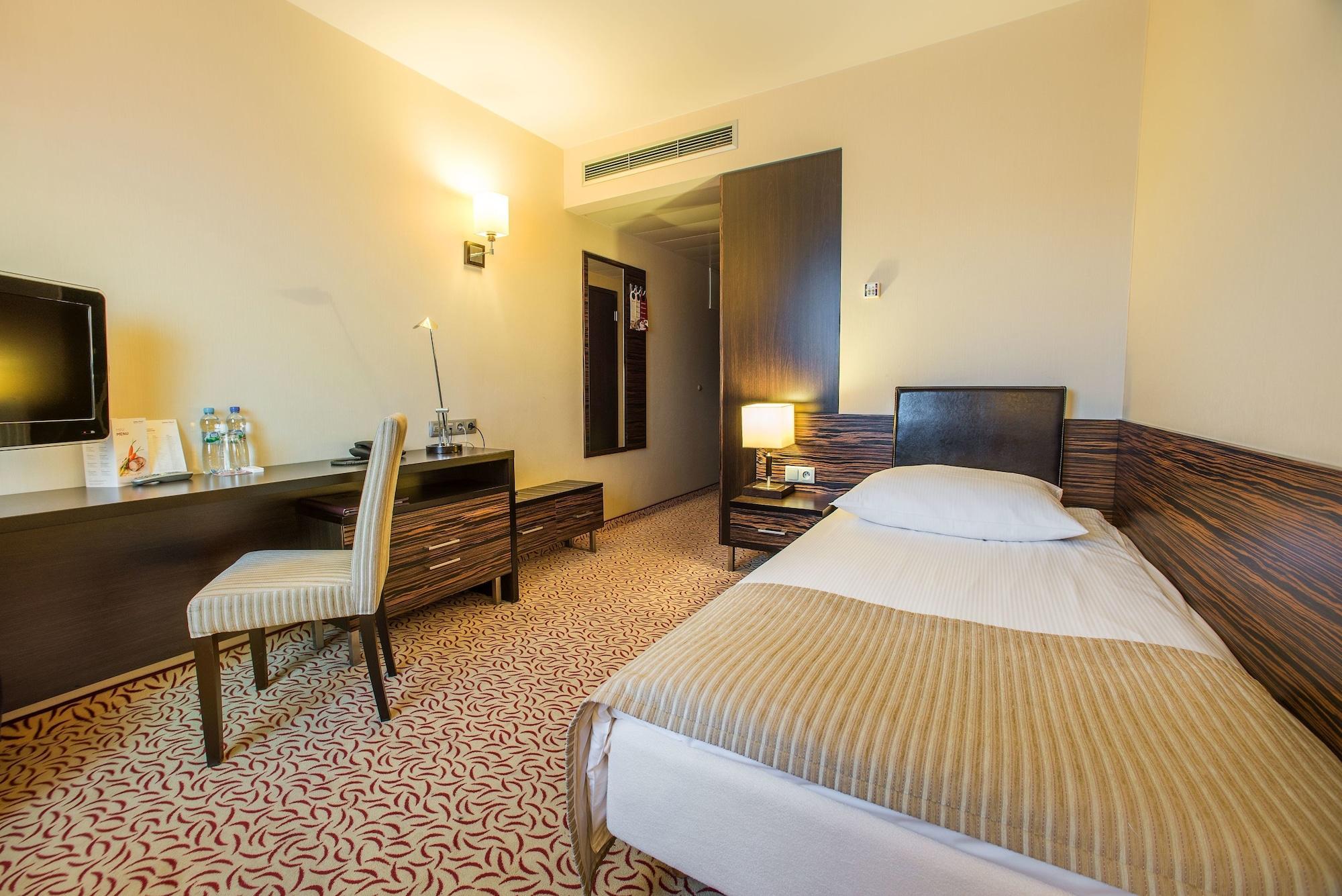 Qubus Hotel كيلتشي المظهر الخارجي الصورة